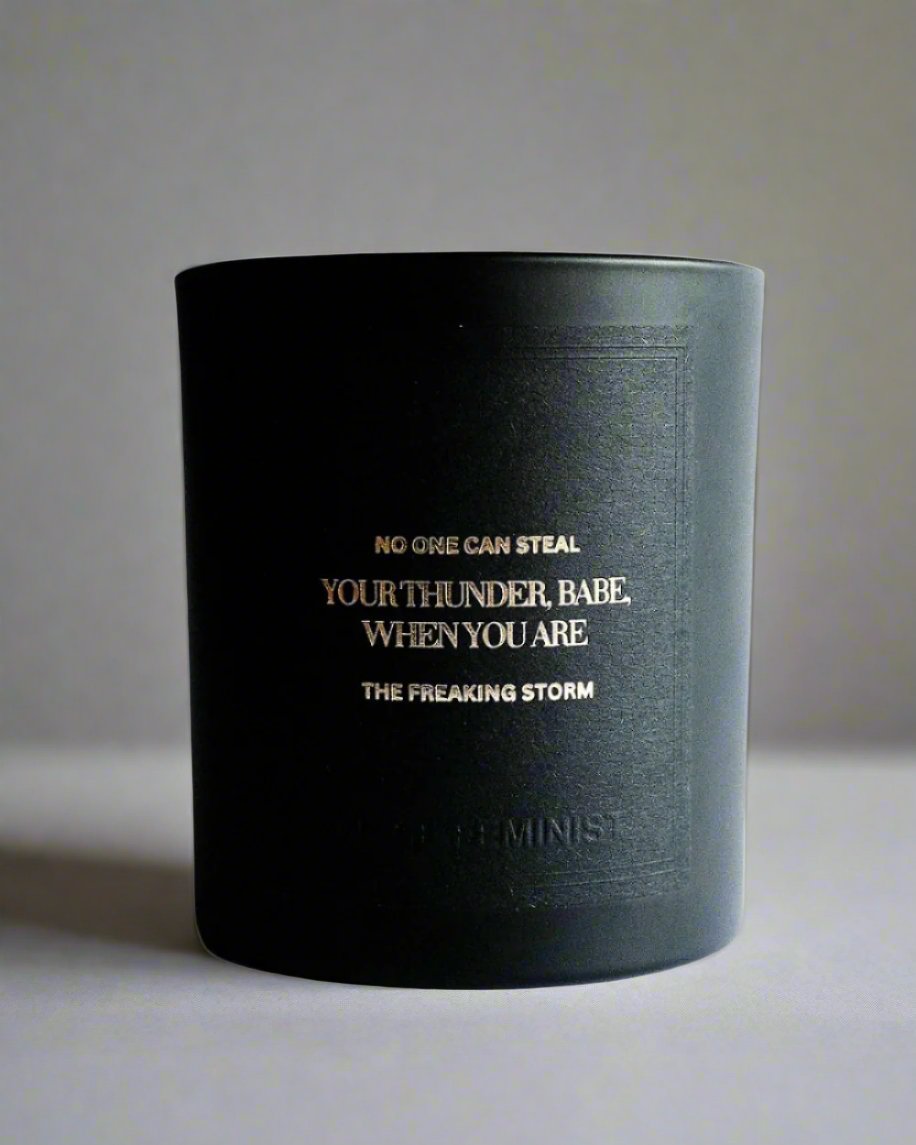 The Empowering Candle by Muse Feminist, Swiss artisan, handmade and eco-friendly candles for your relaxing moments
